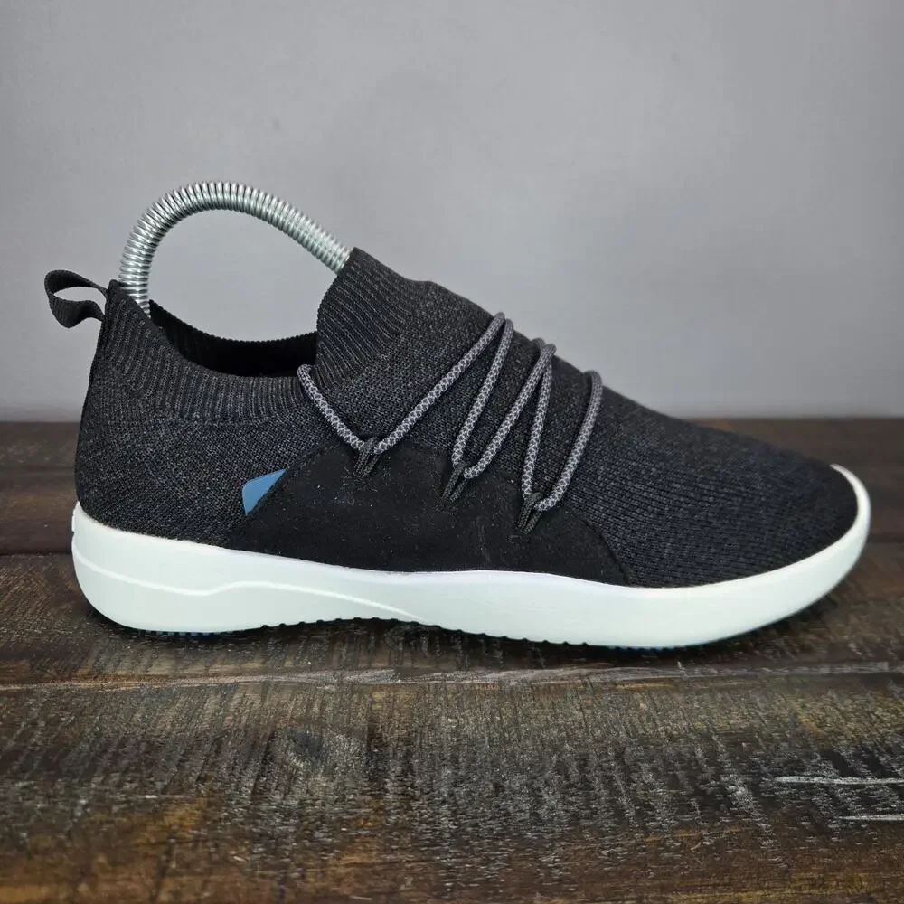 NEW Vessi Cityscape Classic Womens Size 9 Lace Up Waterproof Shoes Storm Black